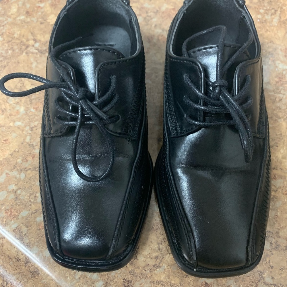 Stacy Adams boys dress shoes